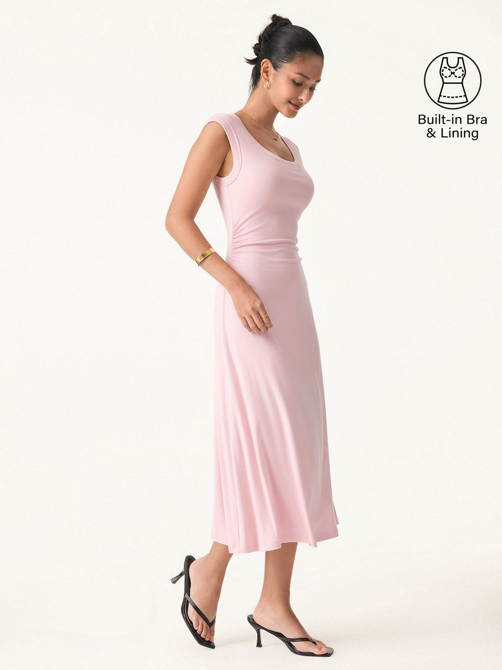 Vestido midi brami de escote redondo con fruncido lateral