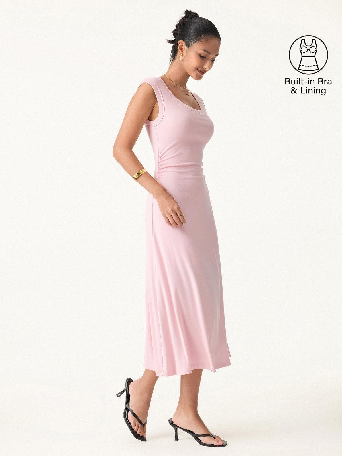 Vestido midi brami de escote redondo con fruncido lateral