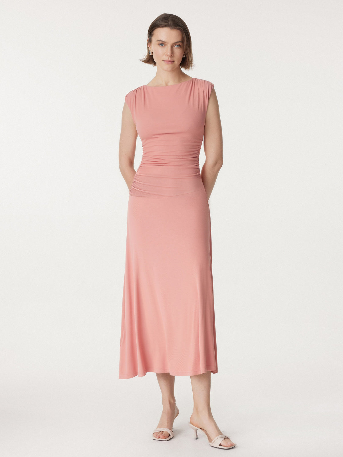 Vestido maxi fruncido lateral de sensación fresca
