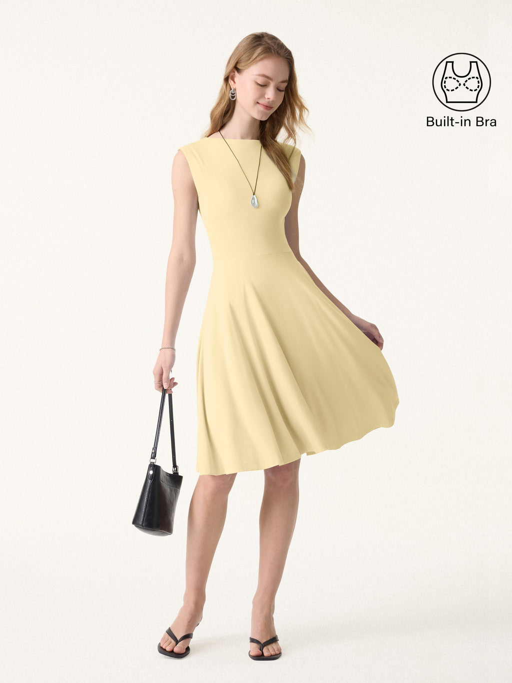 Vestido brami mini de cuello barco y hombros anchos con bolsillos