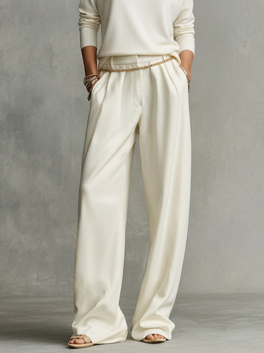 Pantalón ancho crema con presillas para cinturón