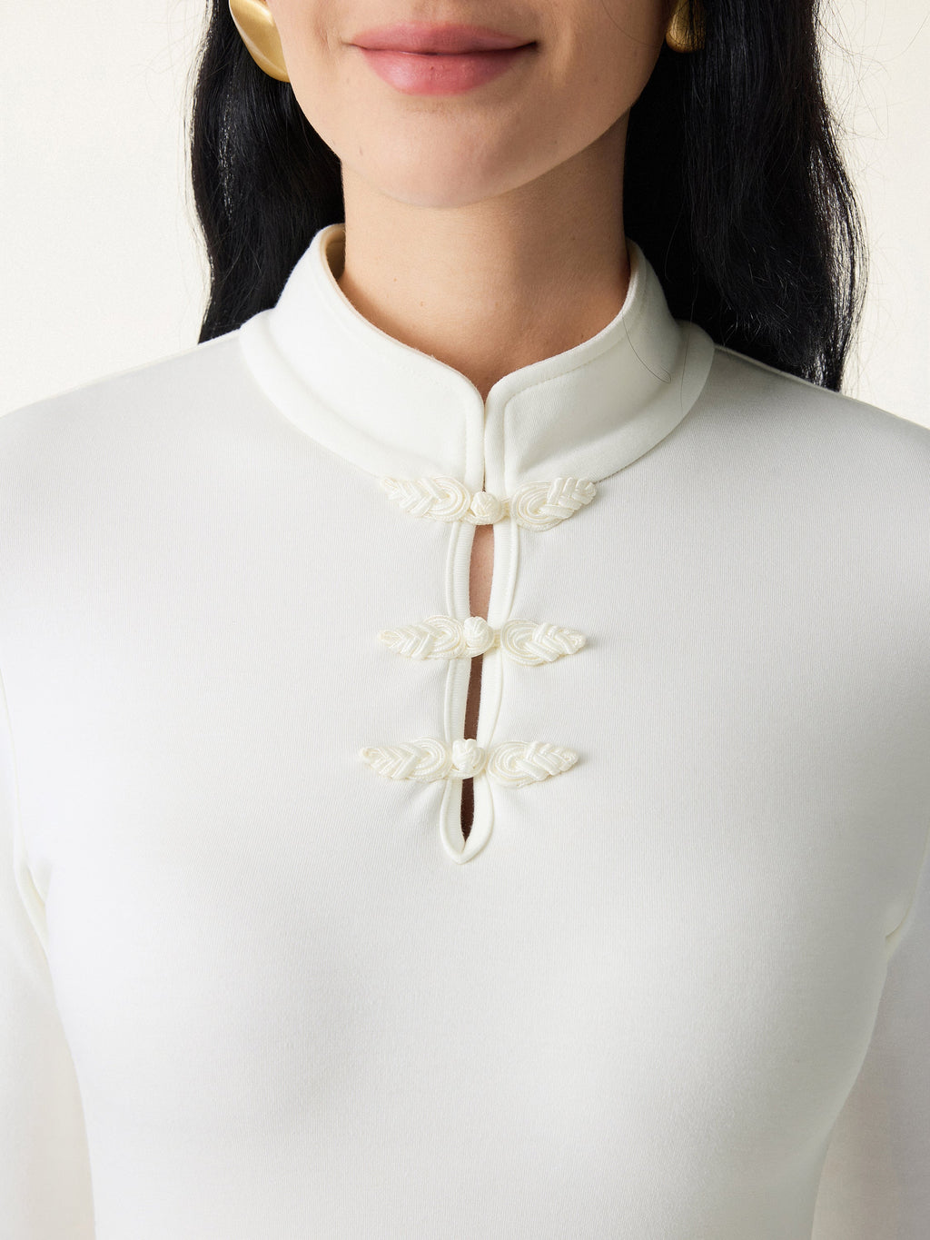 Vestido brami midi de cuello mao con botones de bola, edición limitada