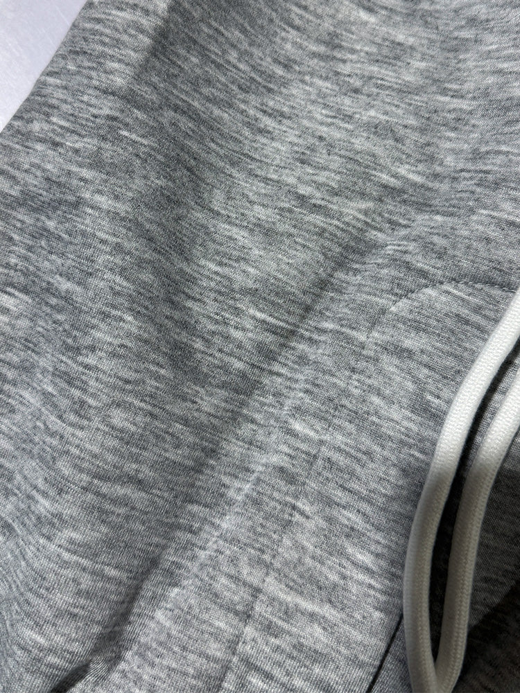 Pantalón ancho deportivo cómodo