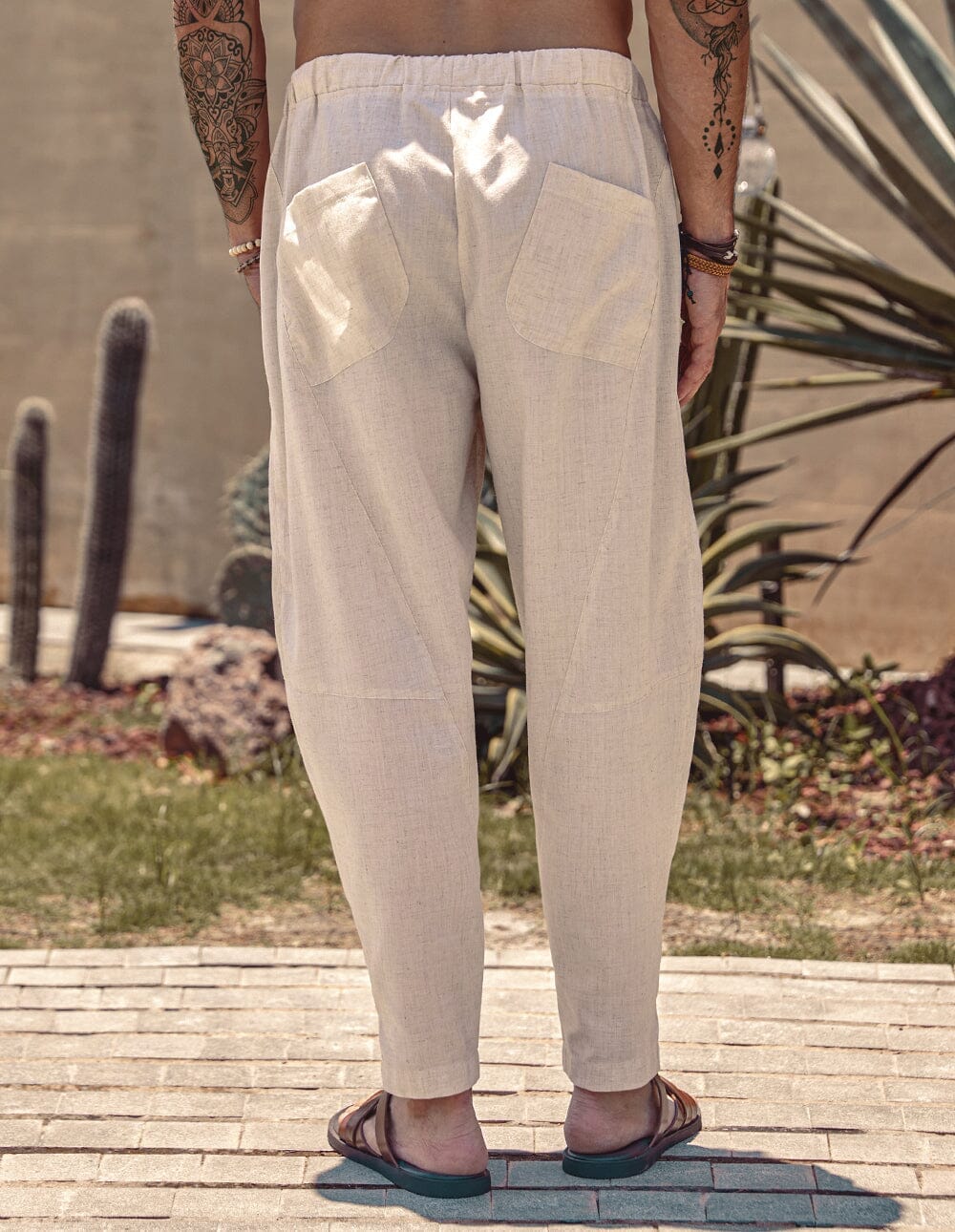 Pantalón harem holgado estilo playa
