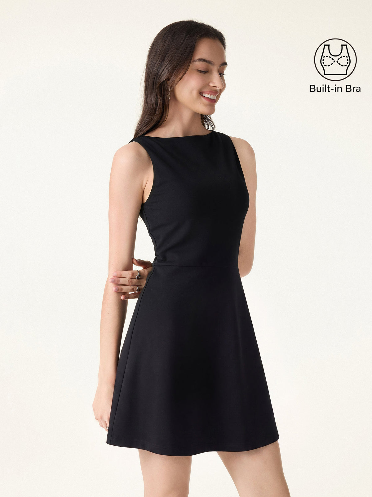 Vestido brami mini de cuello barco corte evasé