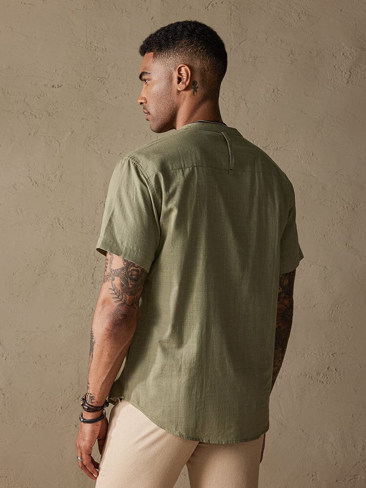 Camisa cómoda de algodón y lino con medio botón