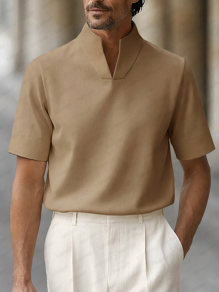 Top urbano minimalista de cuello mao y manga corta