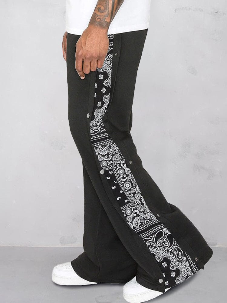 Jogger estilo hip-hop con paisley