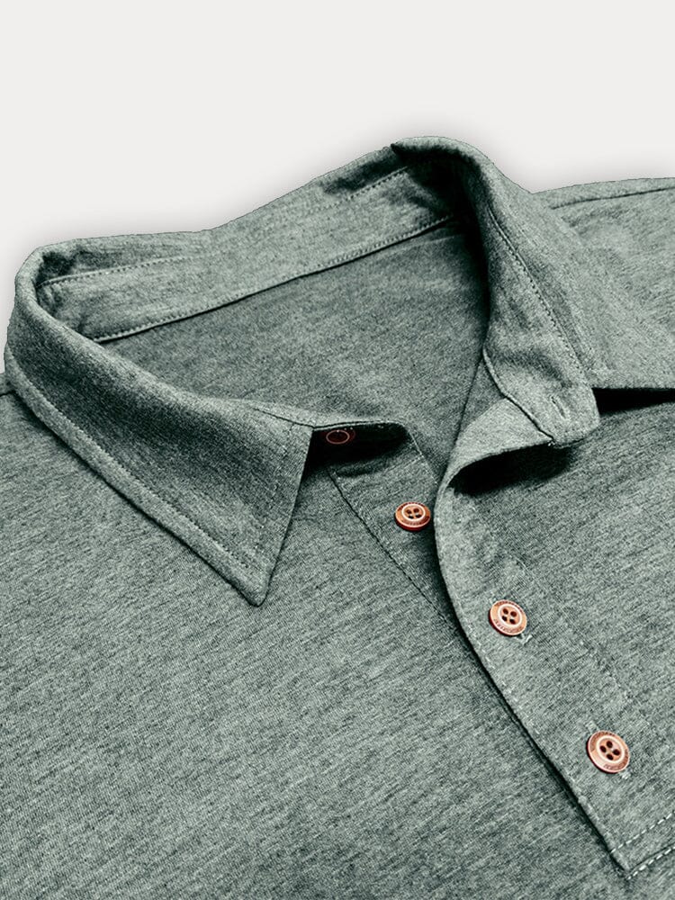 Polo esencial cómodo