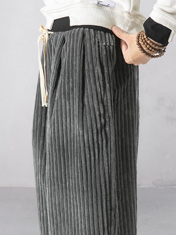 Pantalón harem holgado de pana