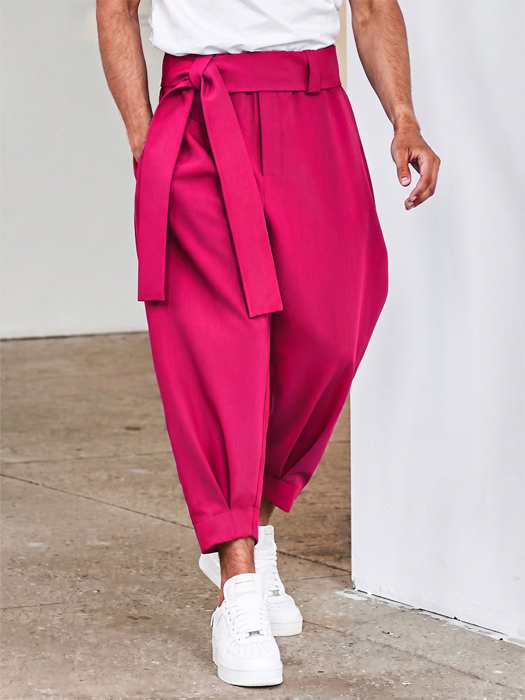 Pantalón harem cropped plisado con cinturón