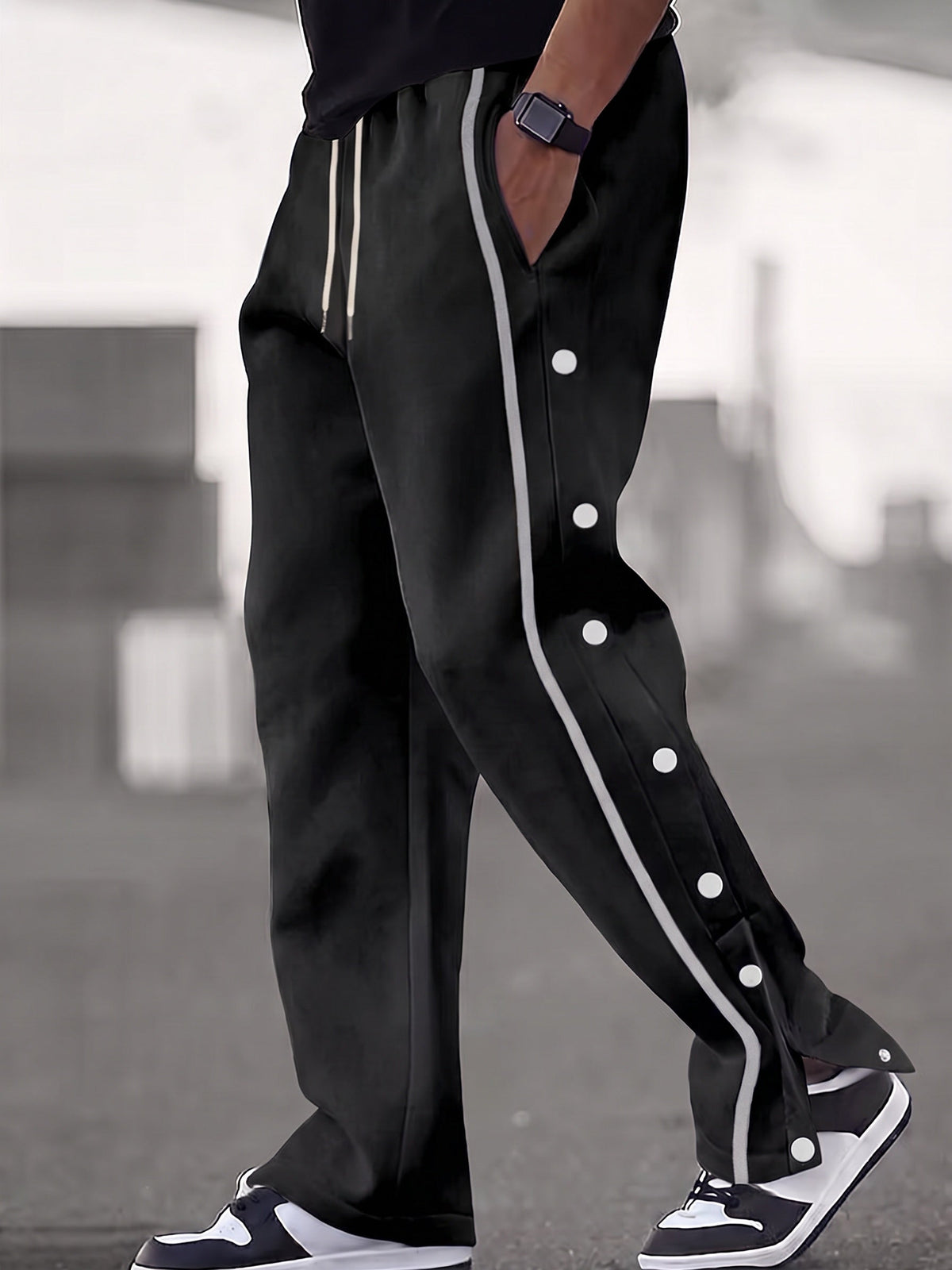 Pantalón deportivo ancho retro con botones a presión