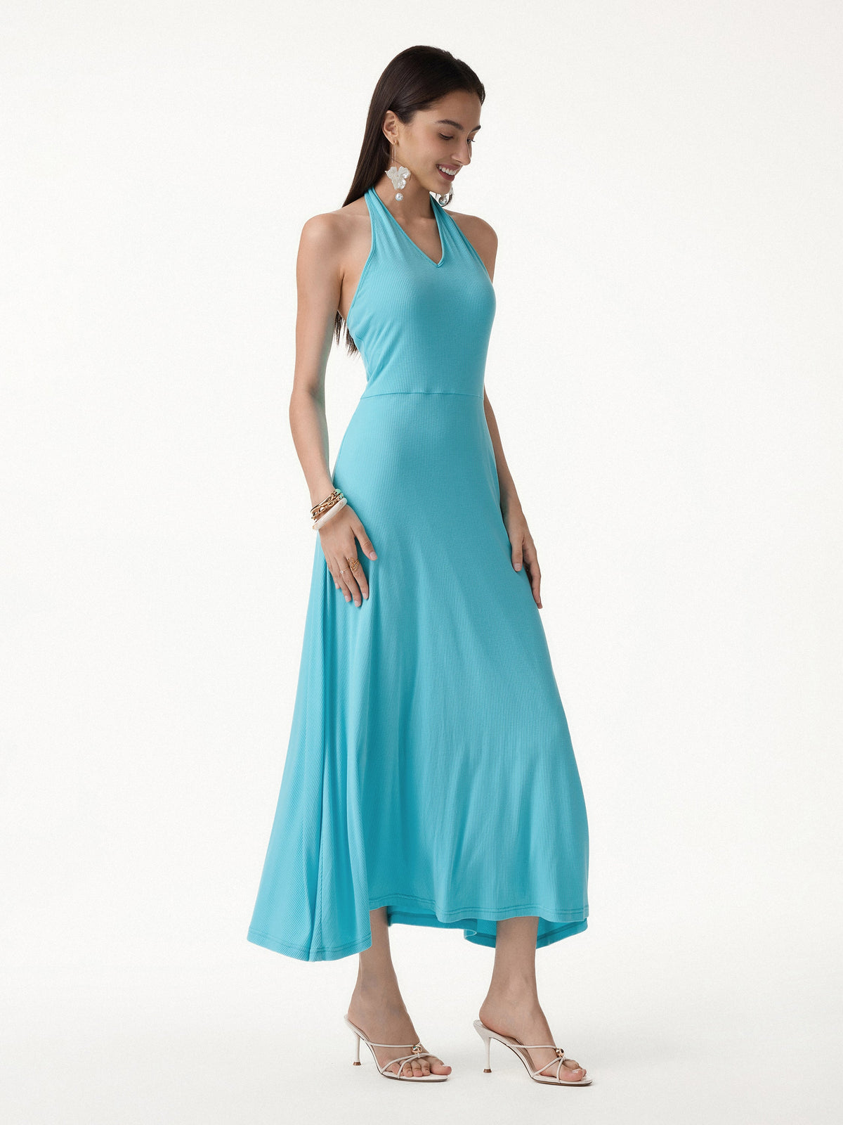 Vestido brami midi línea A de cuello halter, tacto fresco