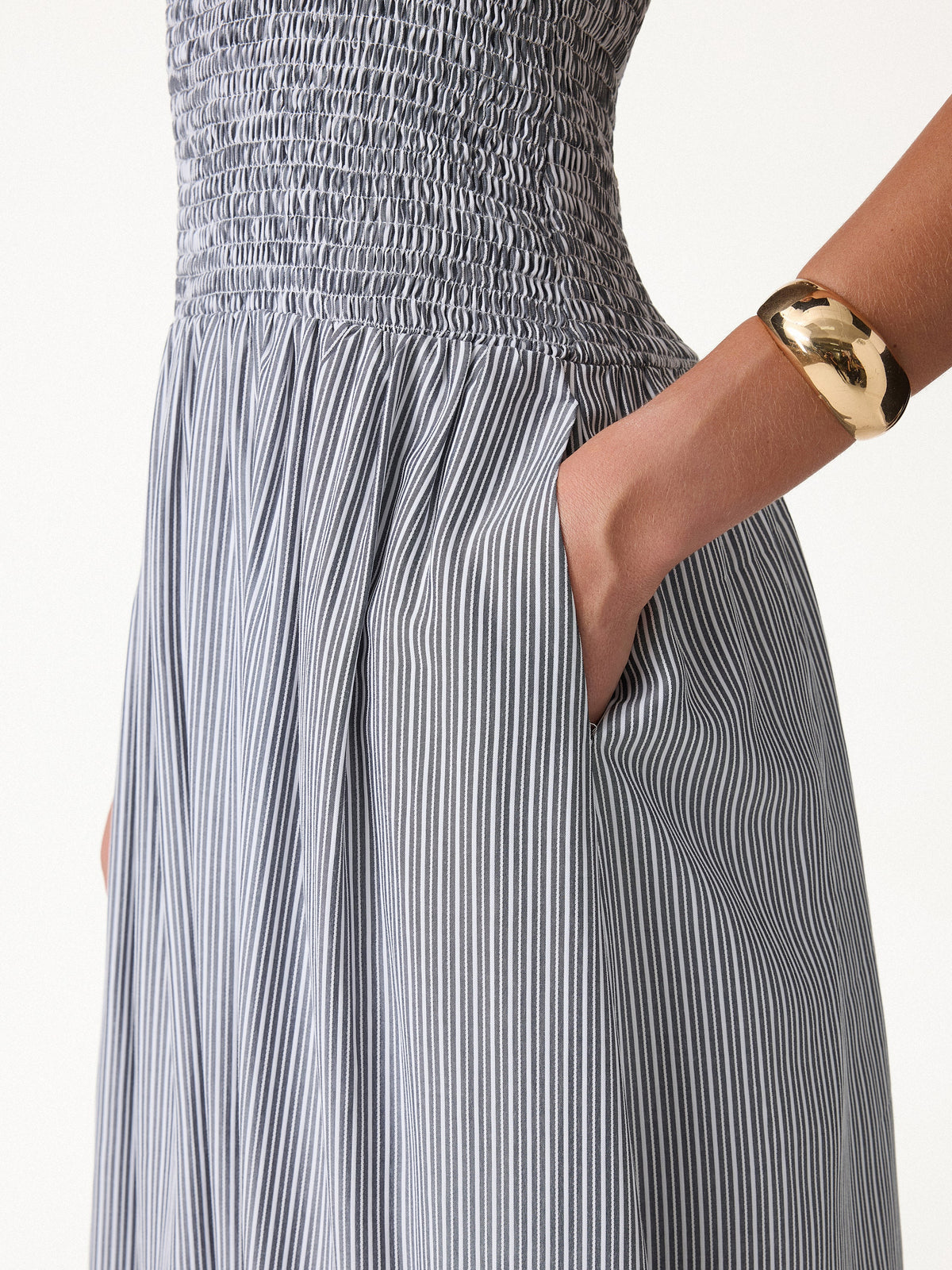 Vestido midi brami de popelín a rayas con espalda abierta