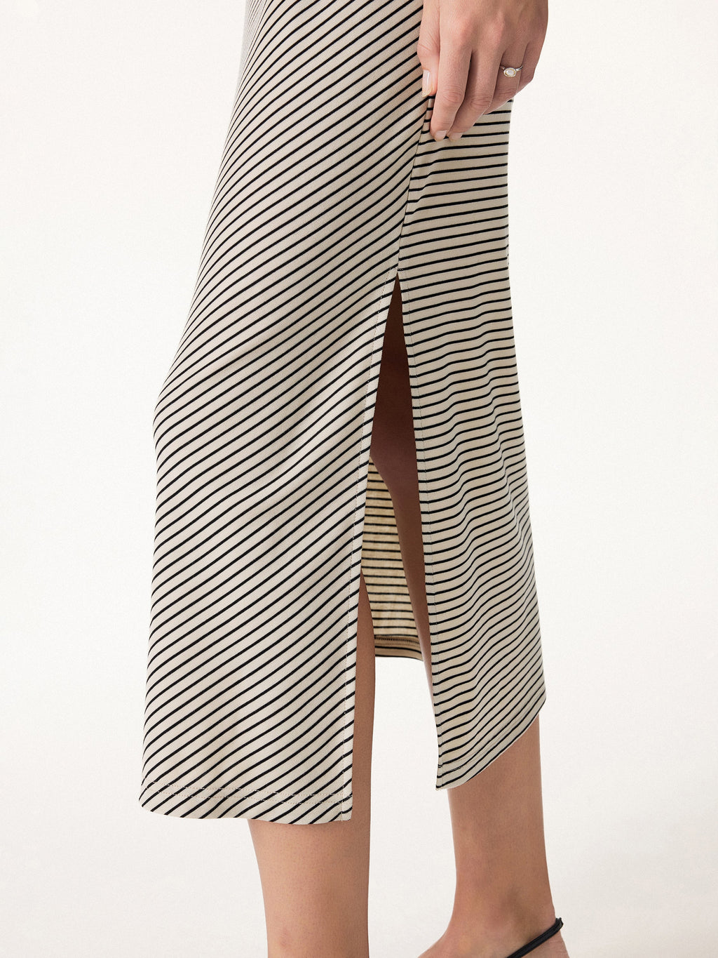Vestido midi de rayas relajado con lazo ajustable
