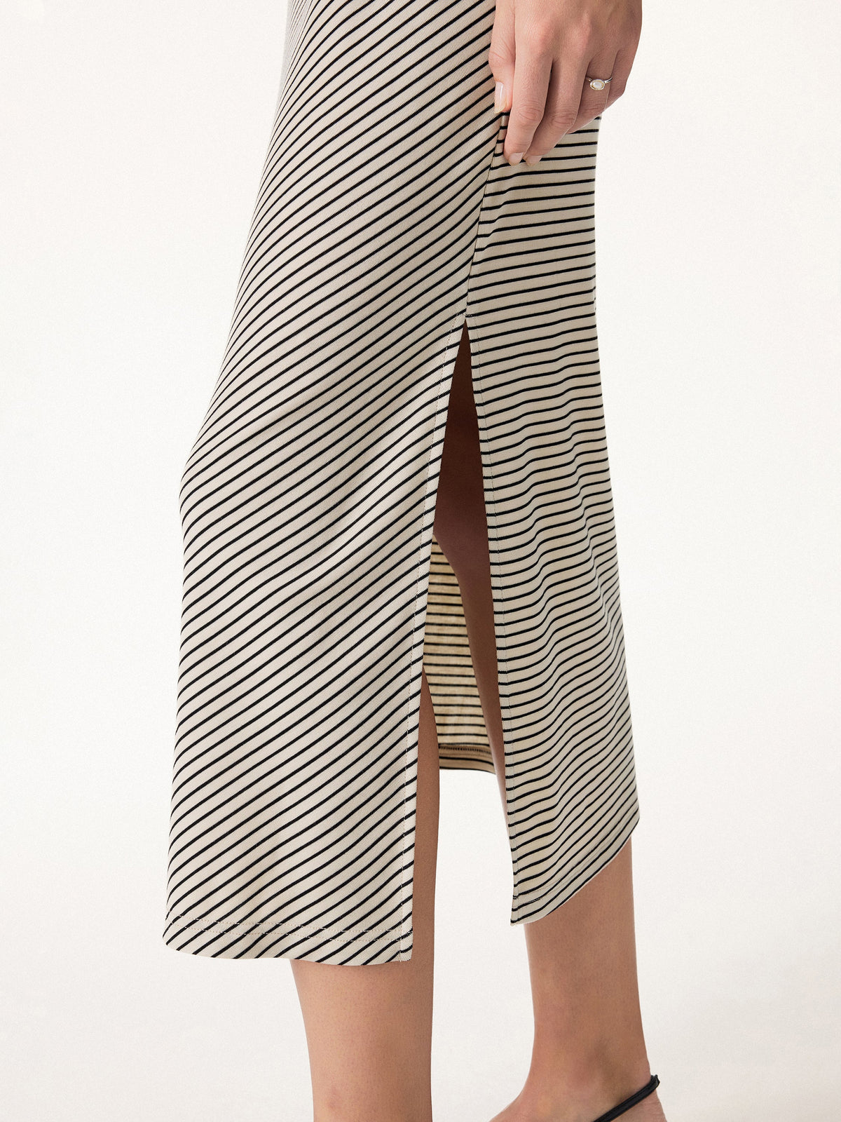 Vestido midi de rayas relajado con lazo ajustable