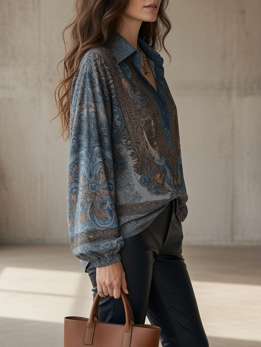 Blusa vintage de paisley con cuello en V