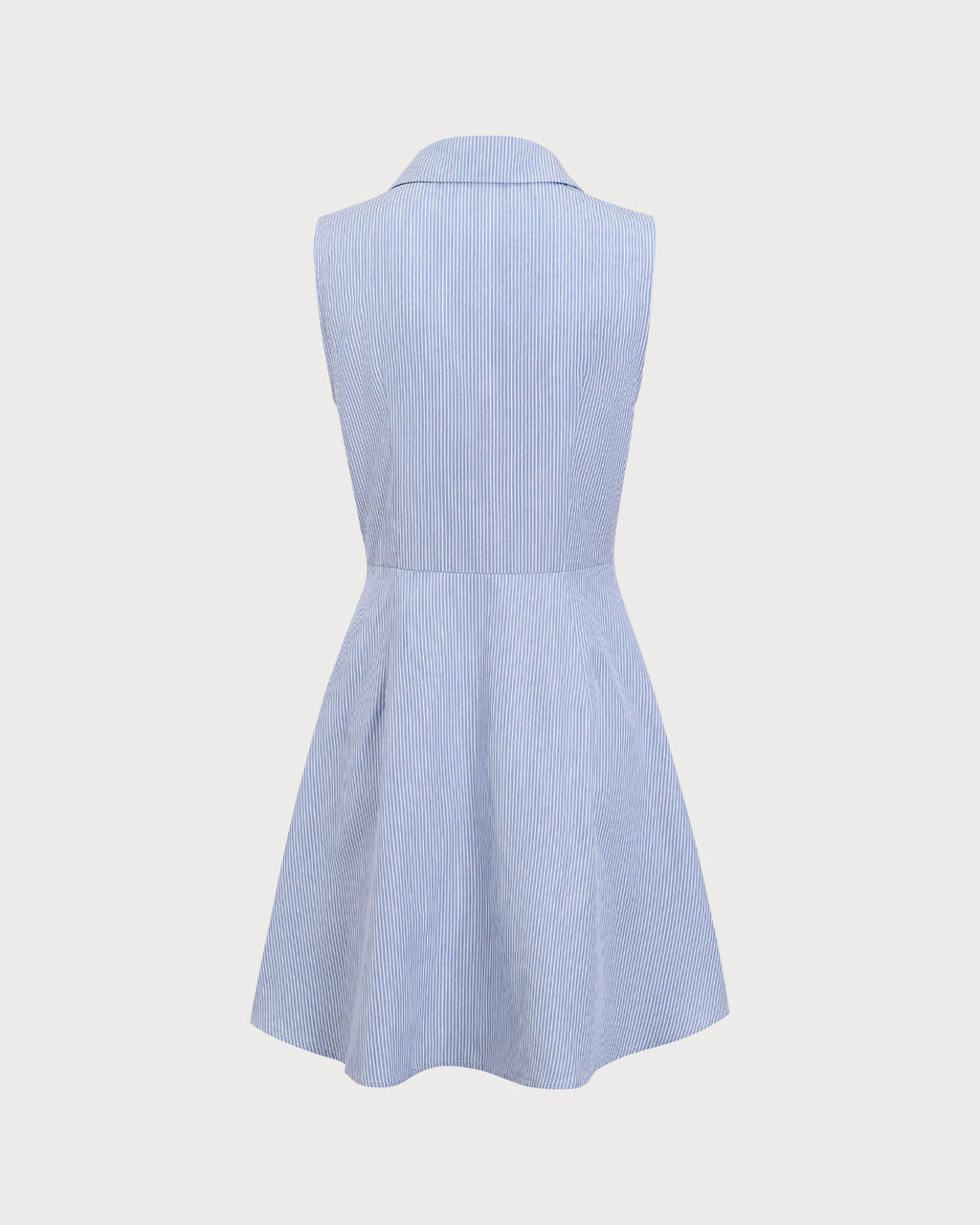 Vestido corto azul a rayas con botones