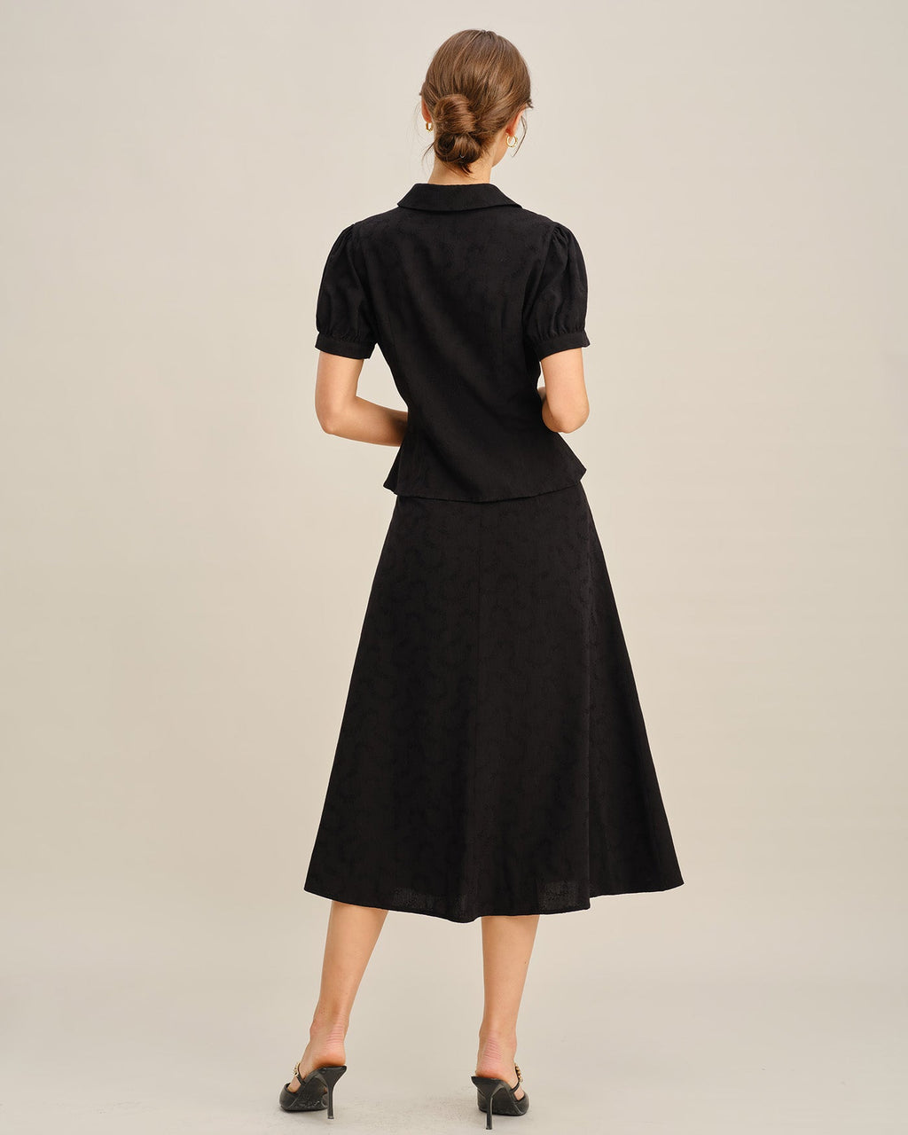 Falda midi bordada negra