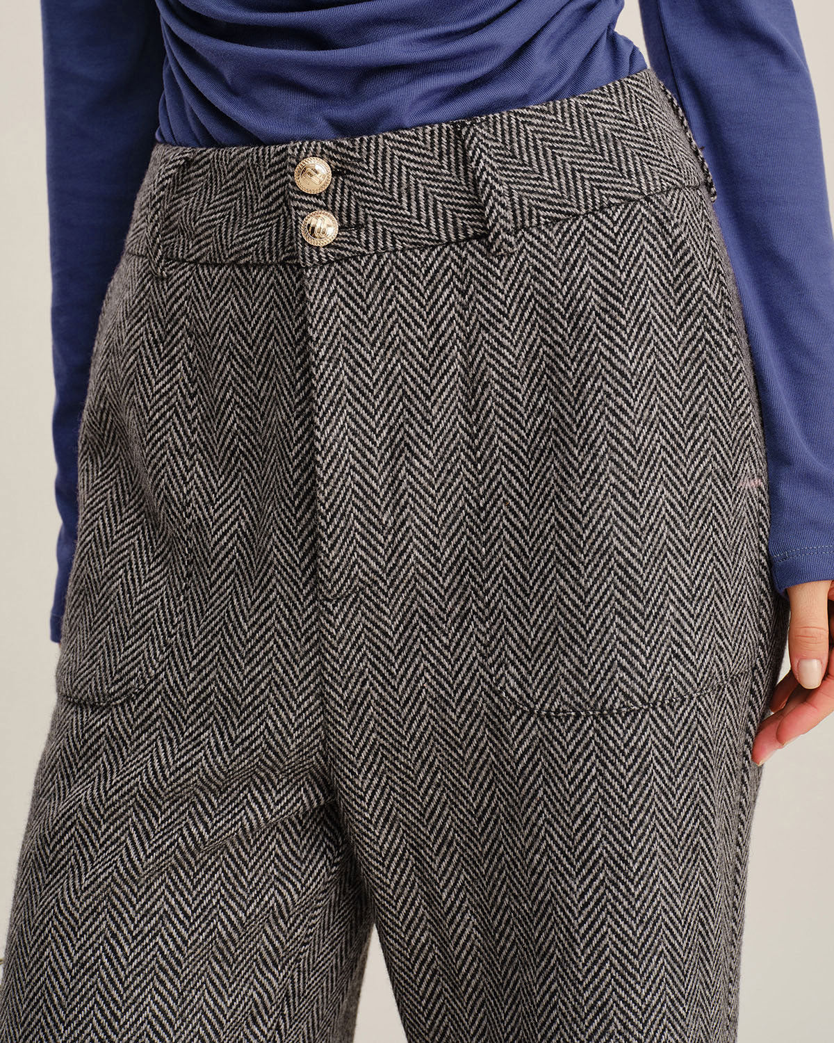 Pantalón recto de tweed gris