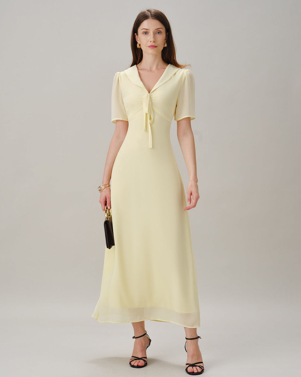 Vestido maxi de túnica amarillo con escote en V y lazo
