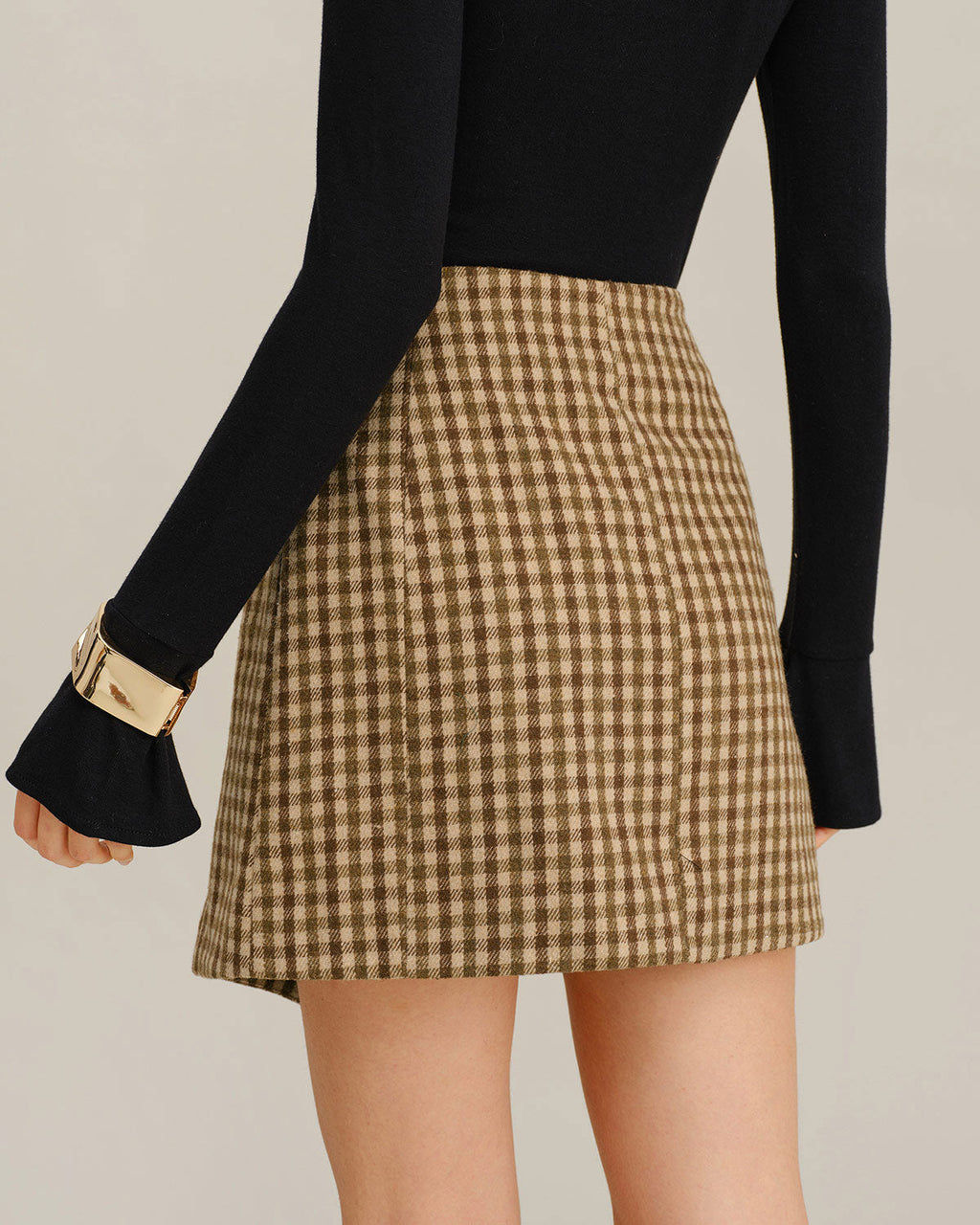 Falda mini envolvente a cuadros caqui